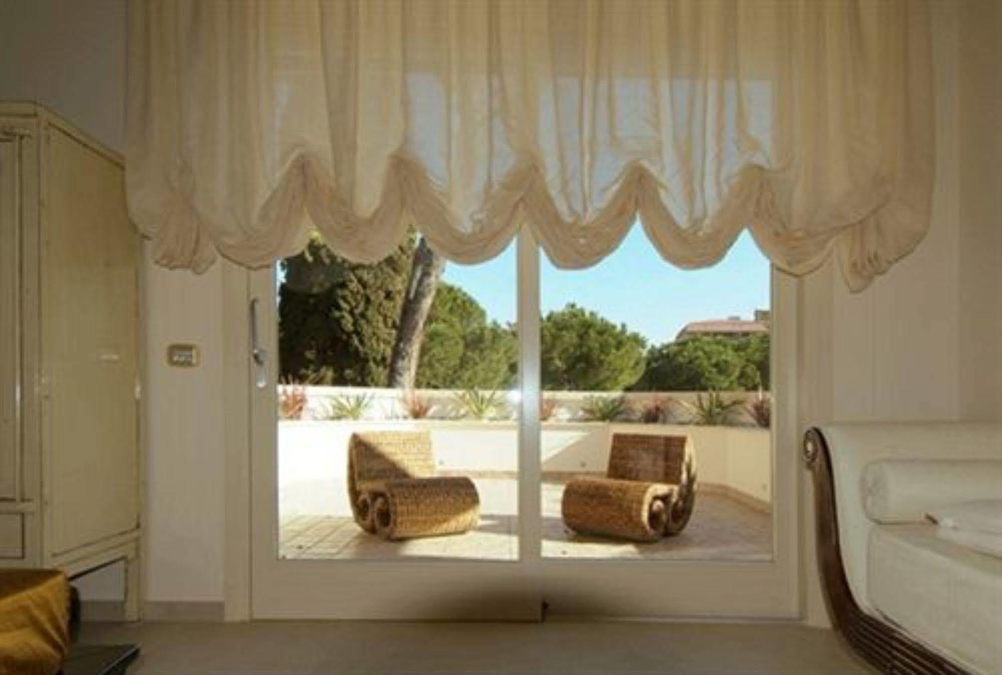 Relais Il Giardino Segreto Maison De Charme Desenzano del Garda Exterior photo